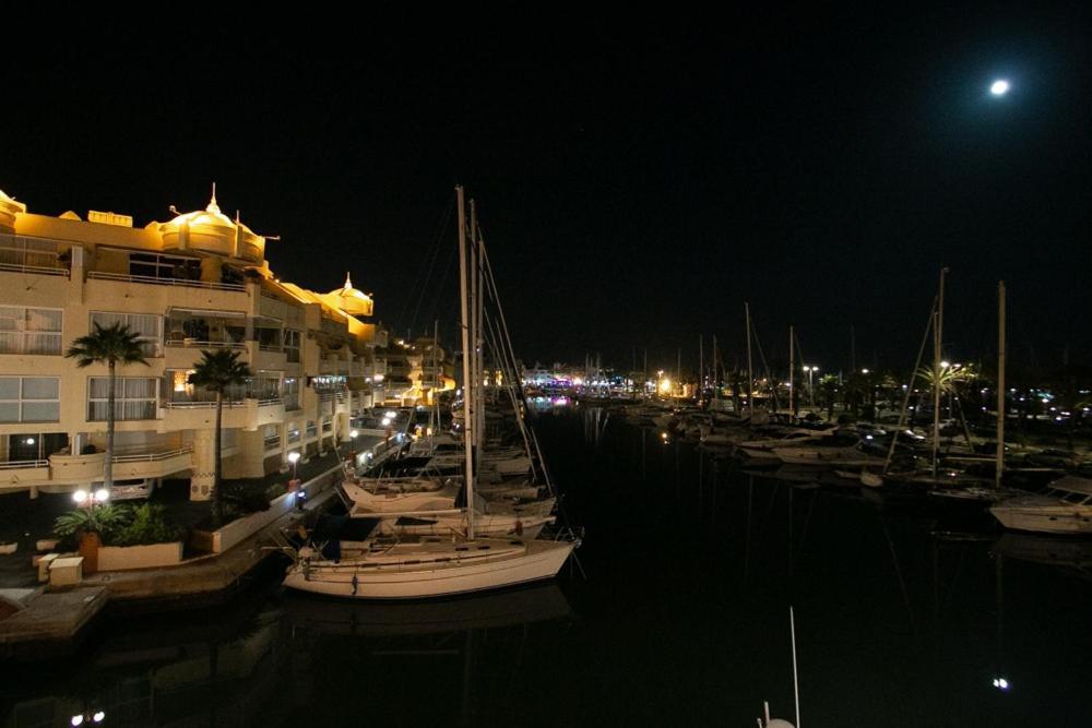 The Perfect Holiday Location Benalmádena Exteriör bild