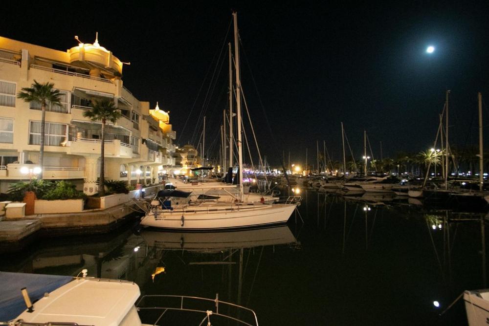 The Perfect Holiday Location Benalmádena Exteriör bild