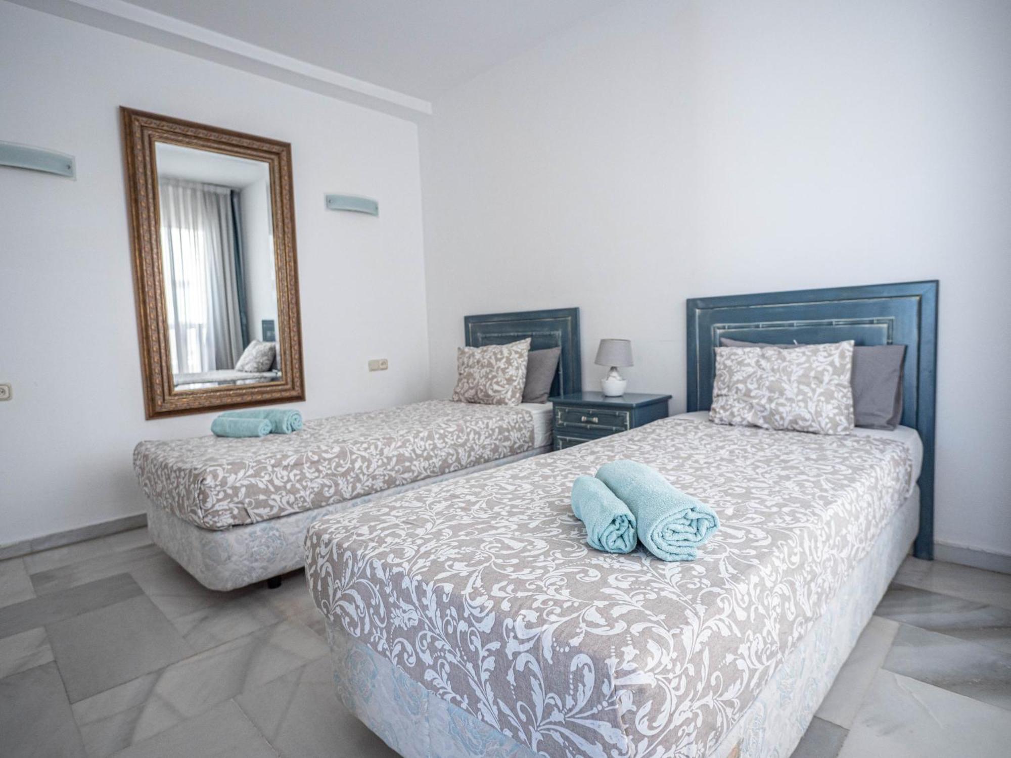 The Perfect Holiday Location Benalmádena Exteriör bild
